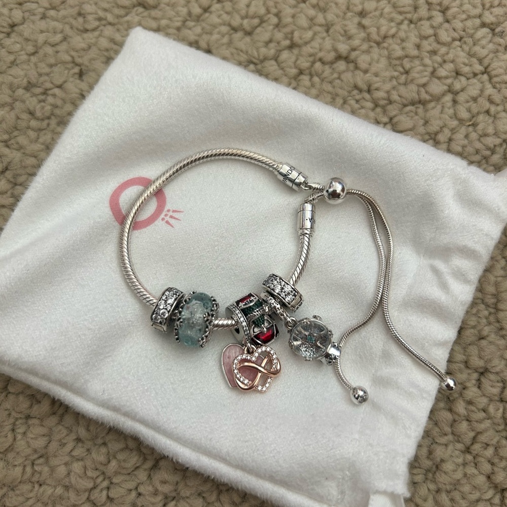 pandora charm bracelet with christmas charms